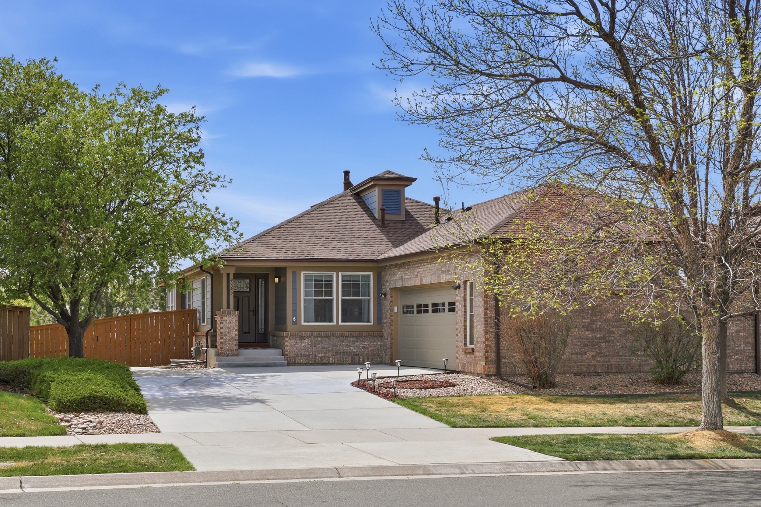 Featured Listing Example — Photography